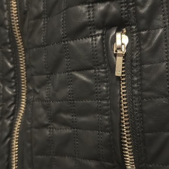 Faux Leather short sleeved jacket - Picture 2 of 4